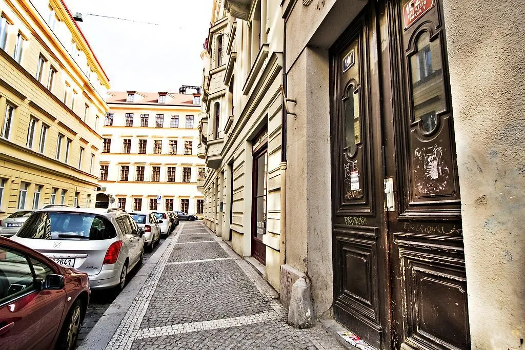 Business Class Ruterra Suite Praga 0*,  Repubblica Ceca
